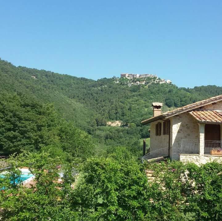 Agriturismo Isola Verde SantʼUrbano Exterior foto